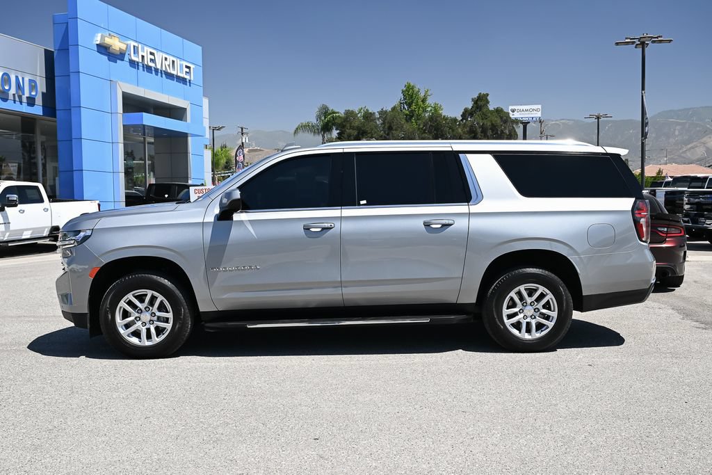 Used 2024 Chevrolet Suburban LT AWD/4WD image 7