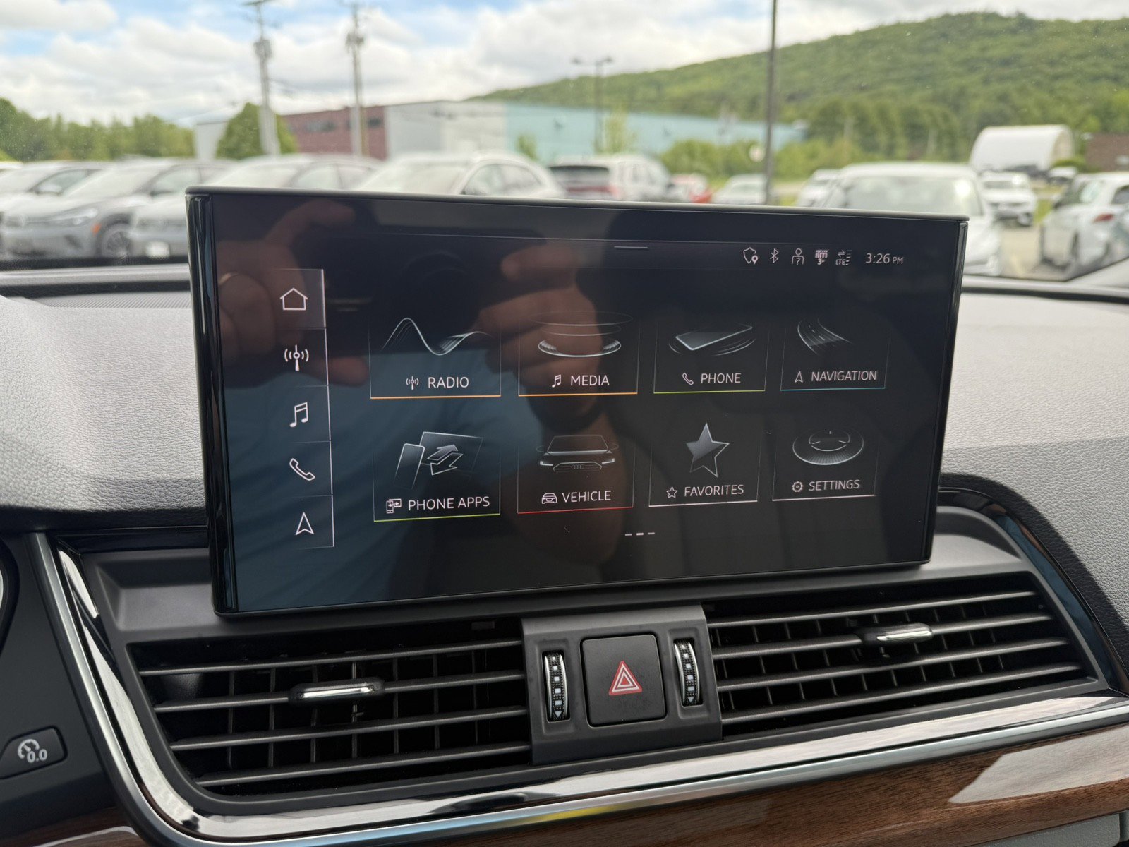 Used 2022 Audi Q5 e Premium Plus w/ Premium Plus Package image 15