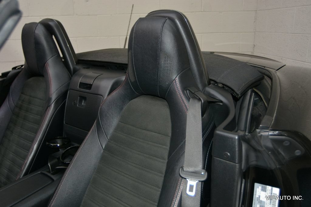 Used 2017 FIAT 124 Spider Abarth RWD image 17