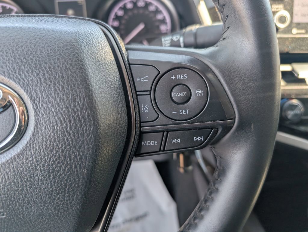 Used 2023 Toyota Camry SE image 20