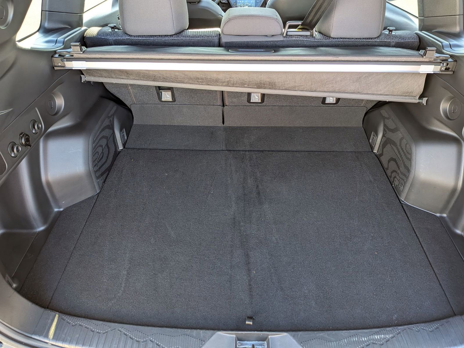 Used 2025 Subaru Forester Premium image 30