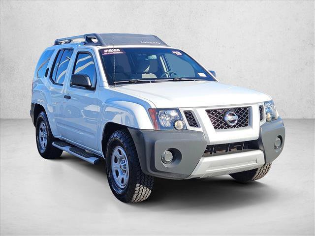 Used 2013 Nissan Xterra X image 3