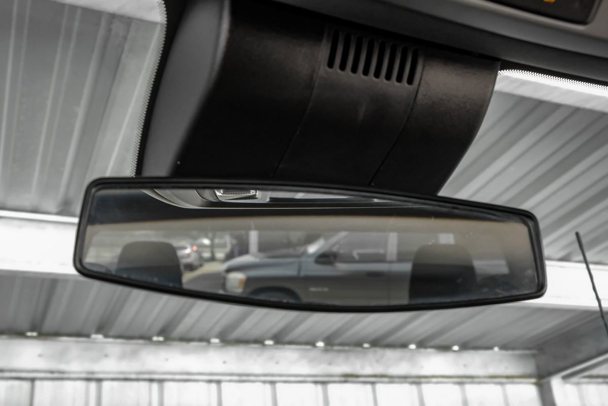 Used 2025 Chevrolet Silverado 2500 LT w/ Convenience Package image 24