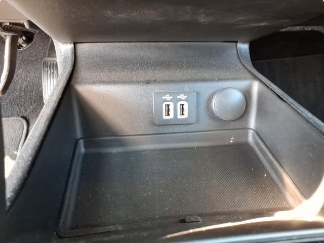 Used 2019 Ford Fusion SE w/ Equipment Group 151A image 28