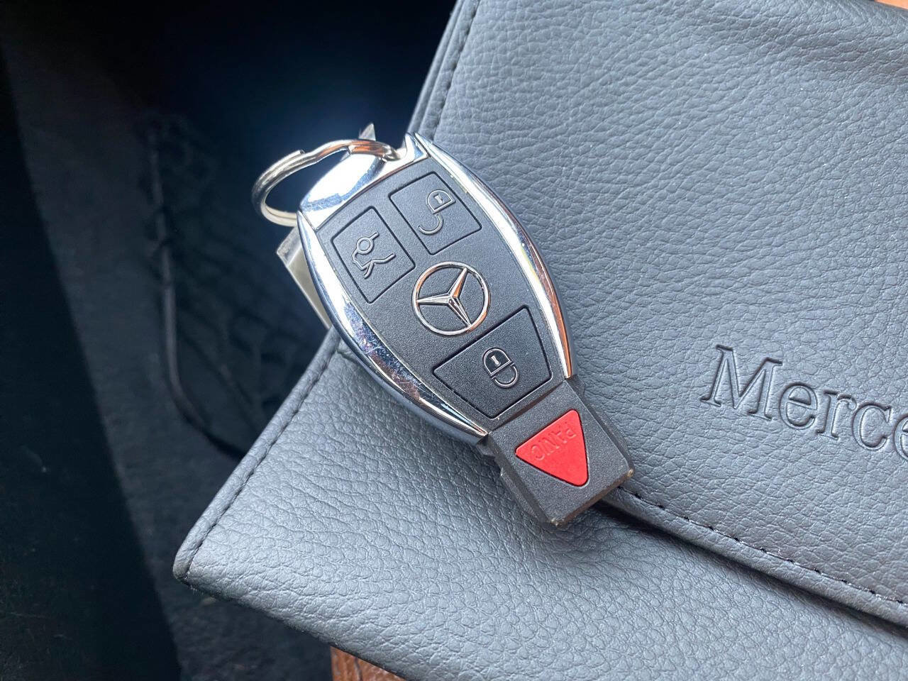 Used 2017 Mercedes-Benz C 300 4MATIC Coupe image 24