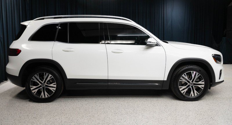 Certified 2026 Mercedes-Benz GLB 250 4MATIC image 4
