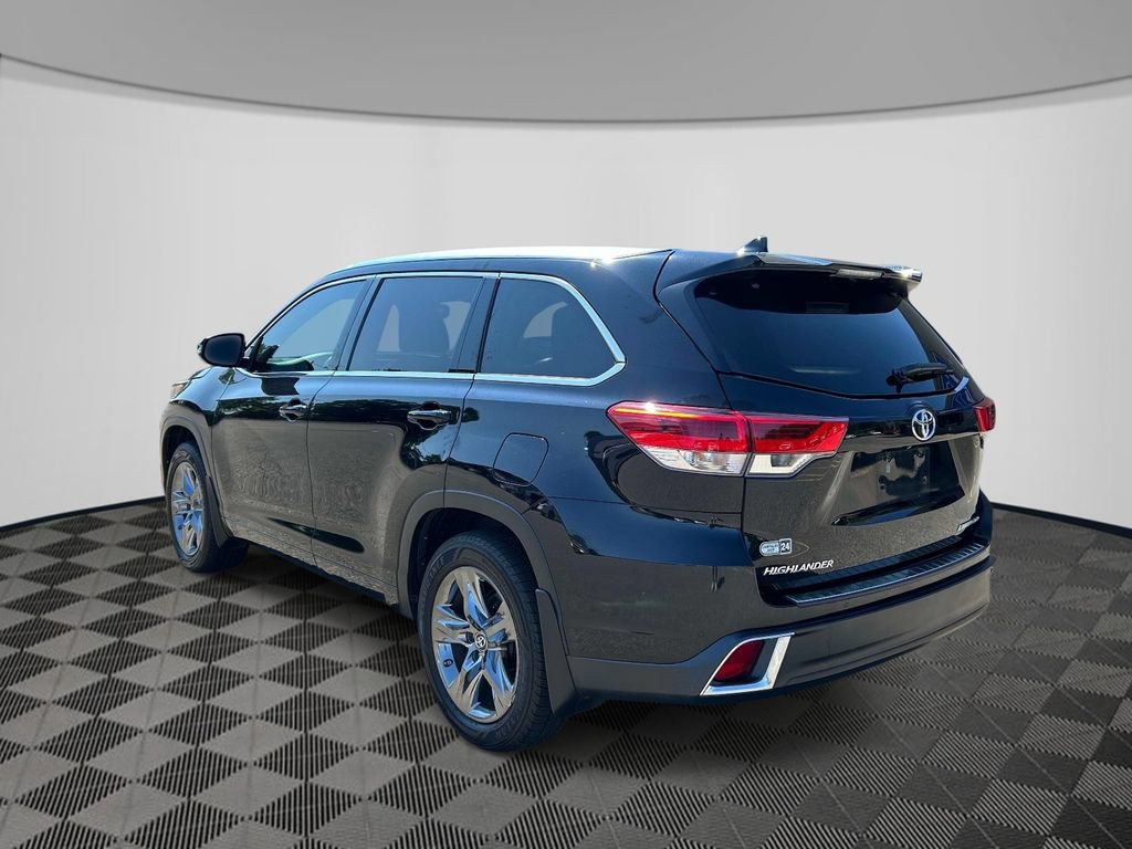 Used 2018 Toyota Highlander Limited Platinum AWD/4WD image 3