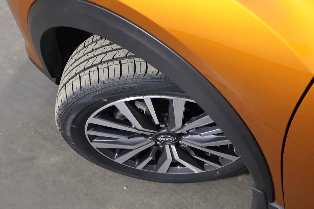 Used 2023 Nissan Kicks SV image 37