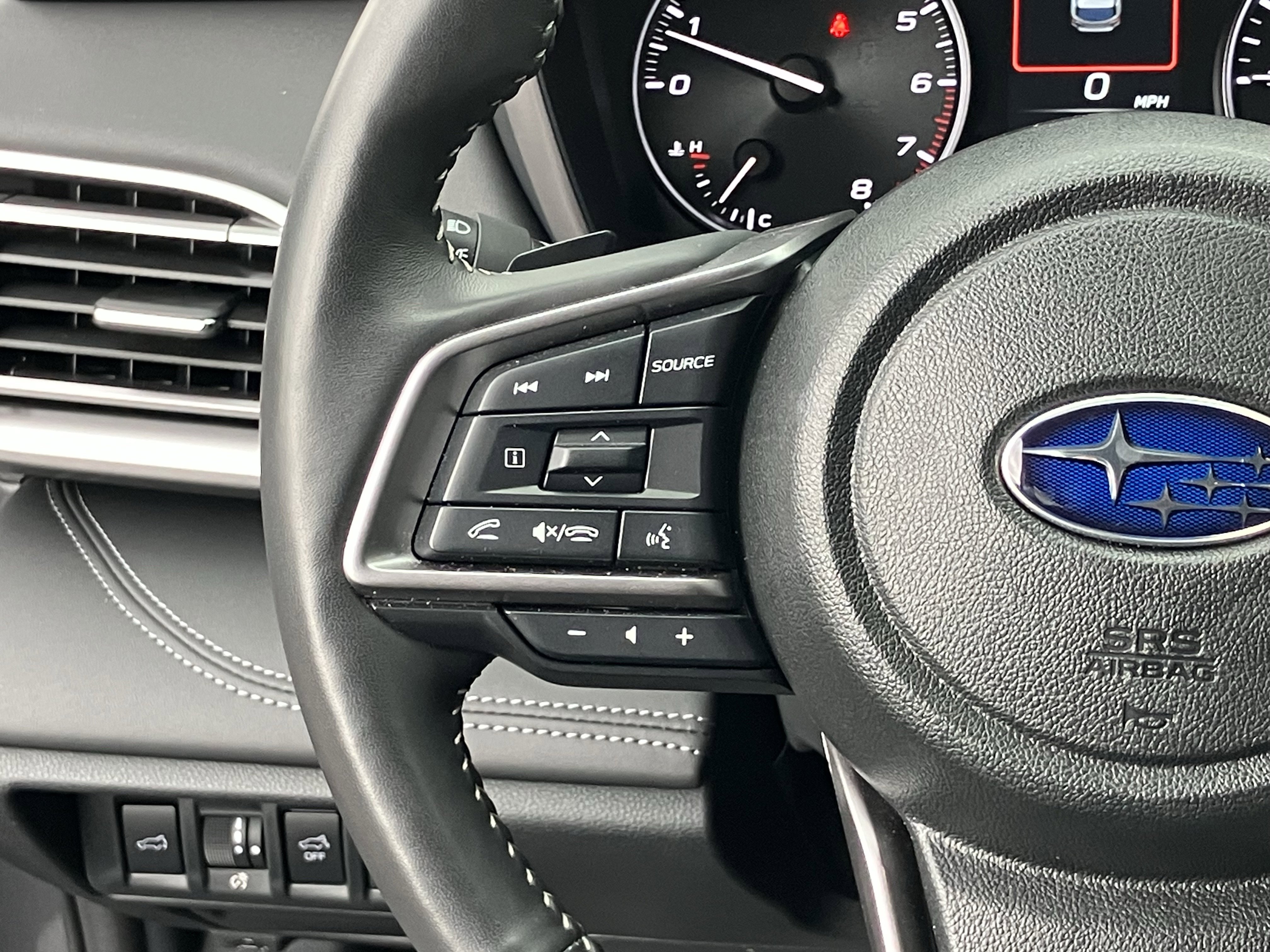 Used 2025 Subaru Outback Touring XT image 21