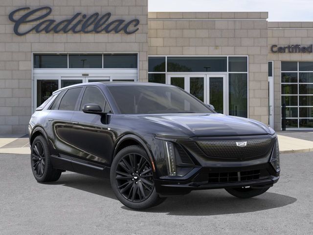 New 2026 Cadillac Lyriq Signature Sport w/ LPO, ONYX Package AWD/4WD image 7