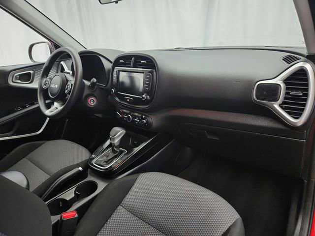 Used 2022 Kia Soul LX FWD image 22