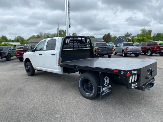 New 2024 RAM 3500 Tradesman w/ Chrome Appearance Group AWD/4WD image 3