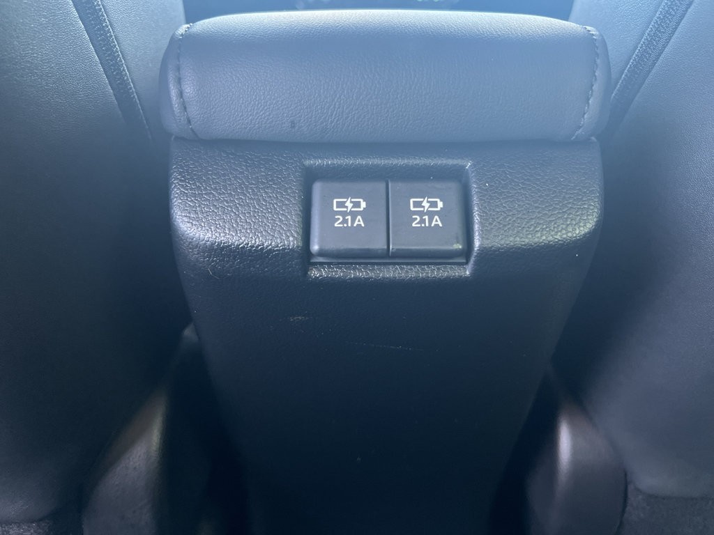 Used 2020 Toyota Prius XLE w/ Advanced Technology Package AWD/4WD image 20