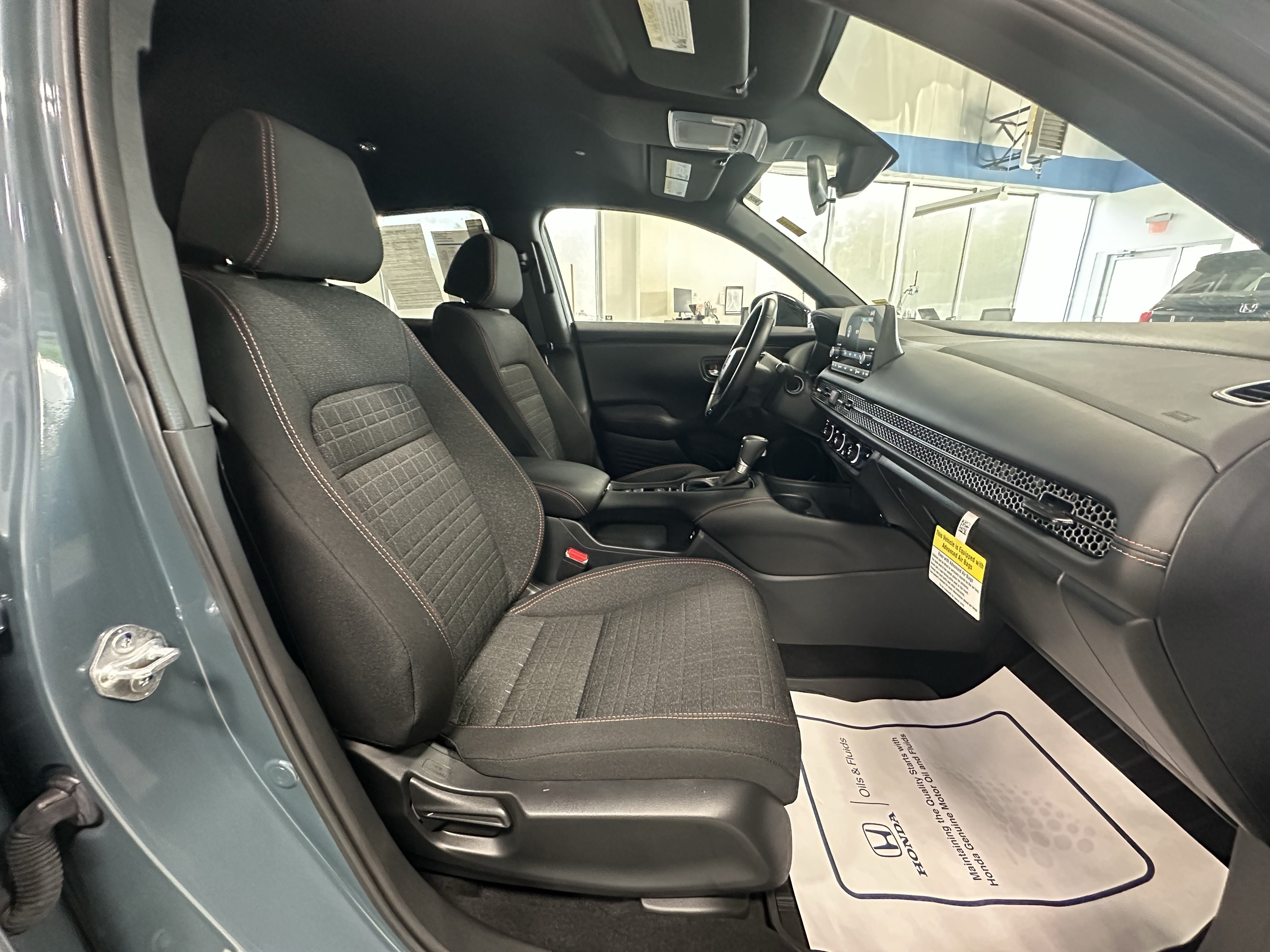 Used 2025 Honda HR-V Sport image 24