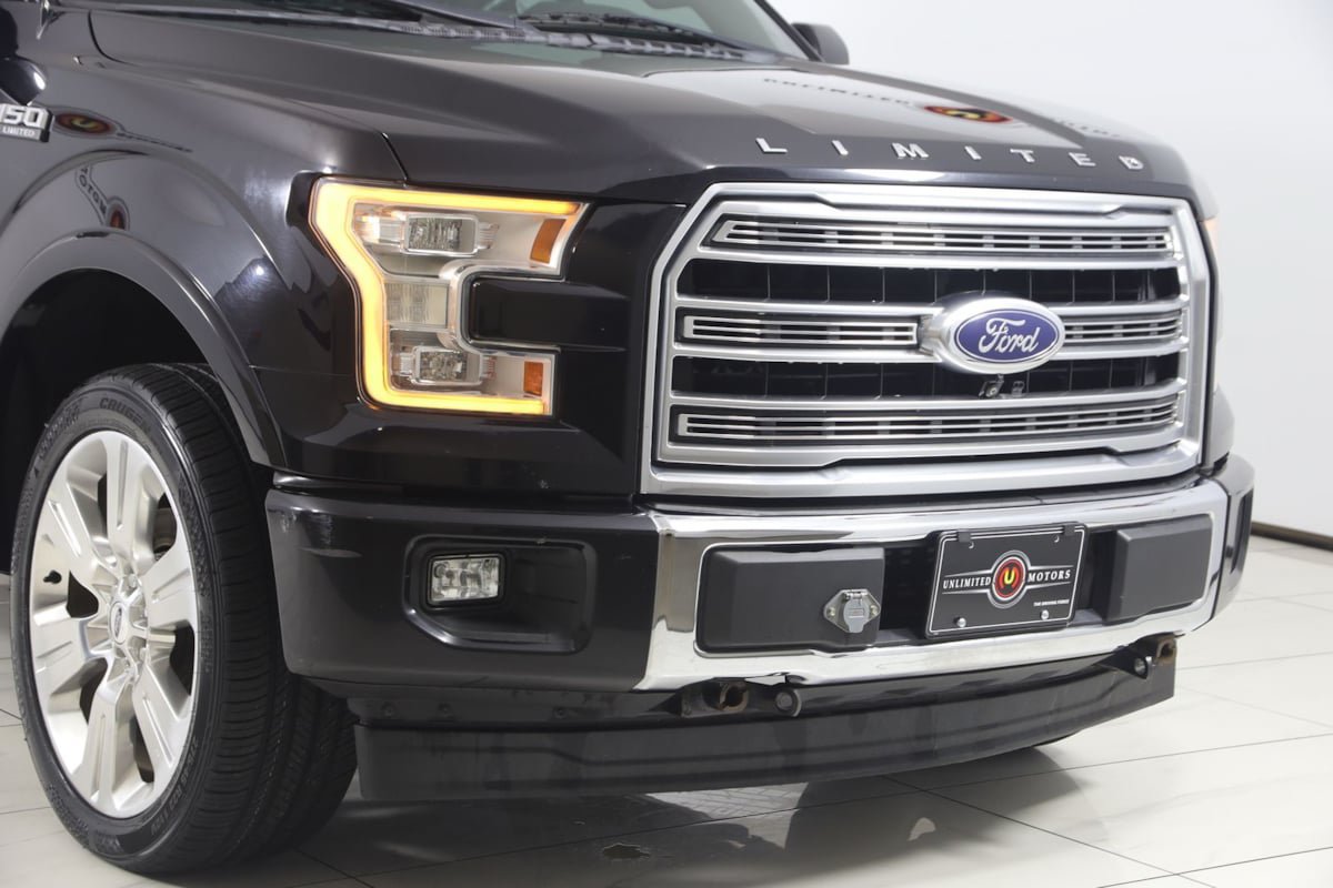 Used 2017 Ford F150 Limited w/ Trailer Tow Package AWD/4WD image 34
