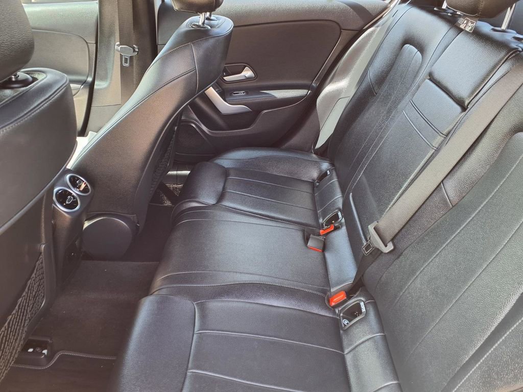 Used 2022 Mercedes-Benz A 220 image 11