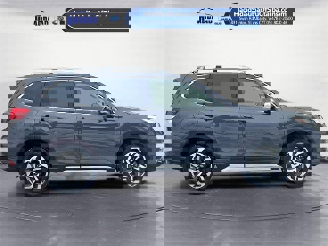 Used 2023 Subaru Forester Touring image 6