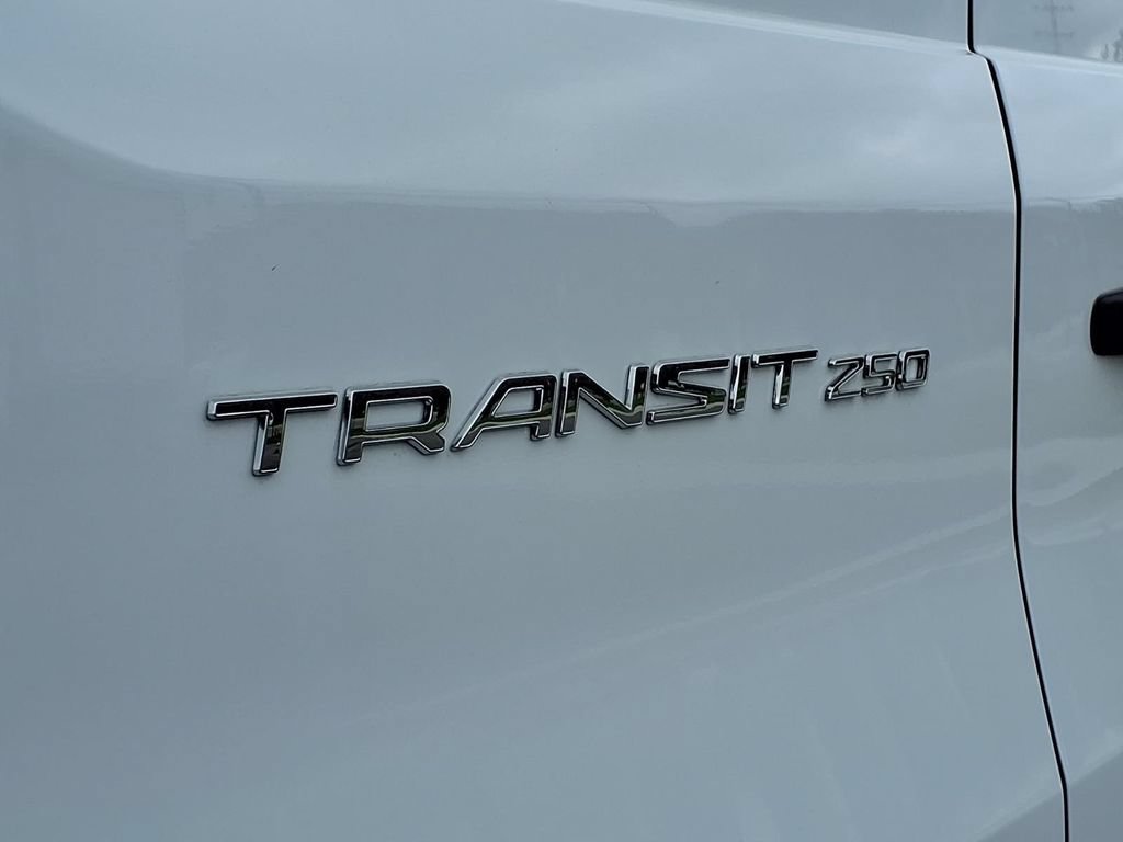 Used 2023 Ford Transit 250 148 High Roof Extended w/ Load Area Protection Package RWD image 9