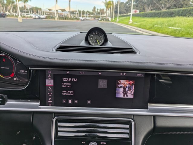 Used 2019 Porsche Panamera 4 image 14