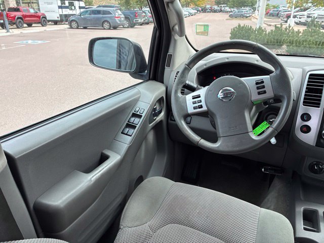 Used 2015 Nissan Frontier SV AWD/4WD image 15