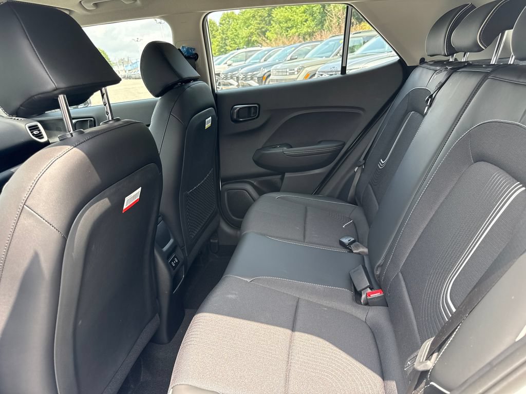 New 2026 Hyundai Venue SEL FWD image 35