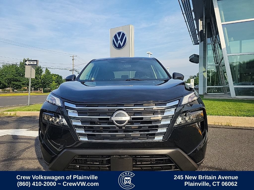 Used 2024 Nissan Rogue S AWD/4WD image 22