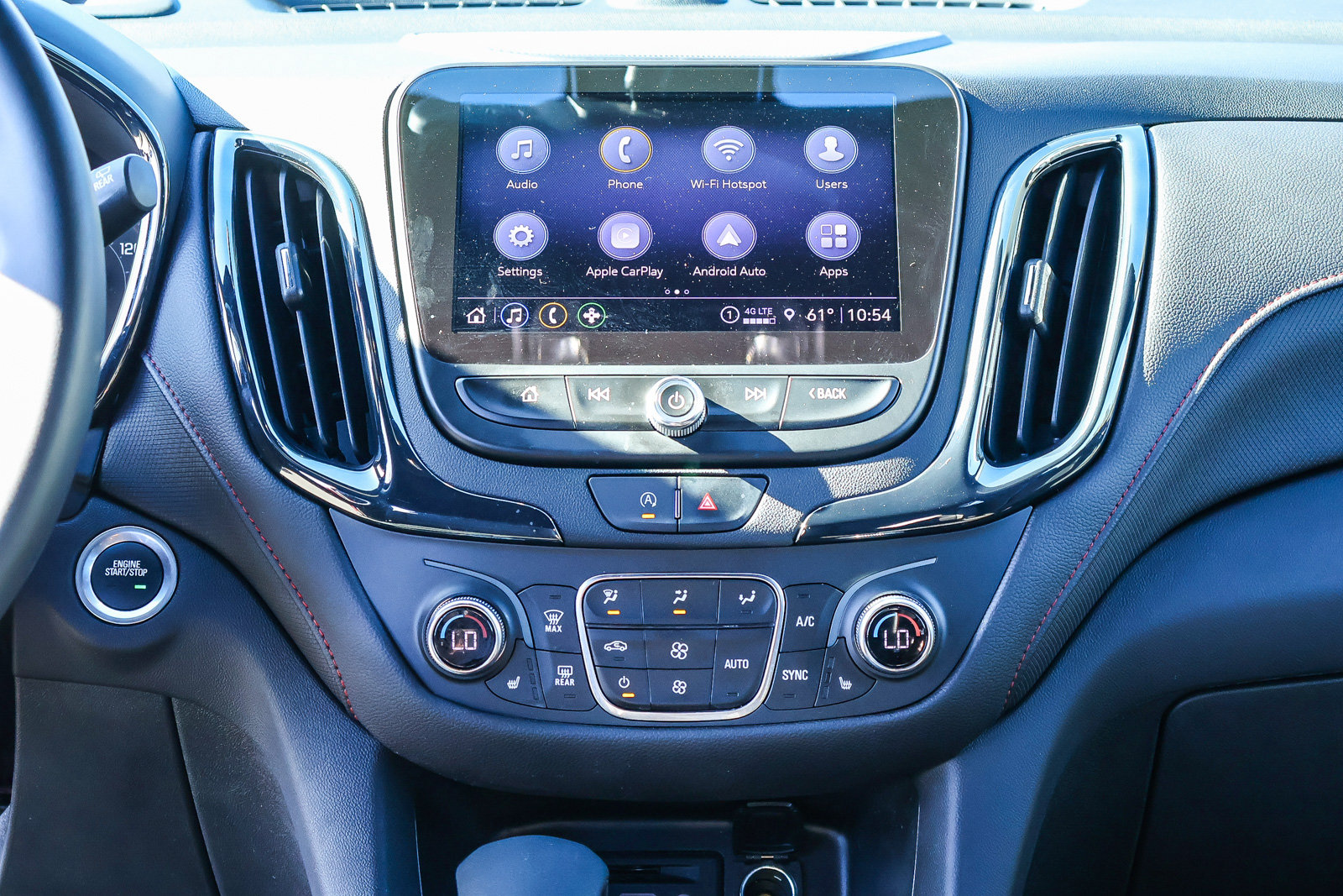 Used 2024 Chevrolet Equinox RS w/ RS Leather Package FWD image 9