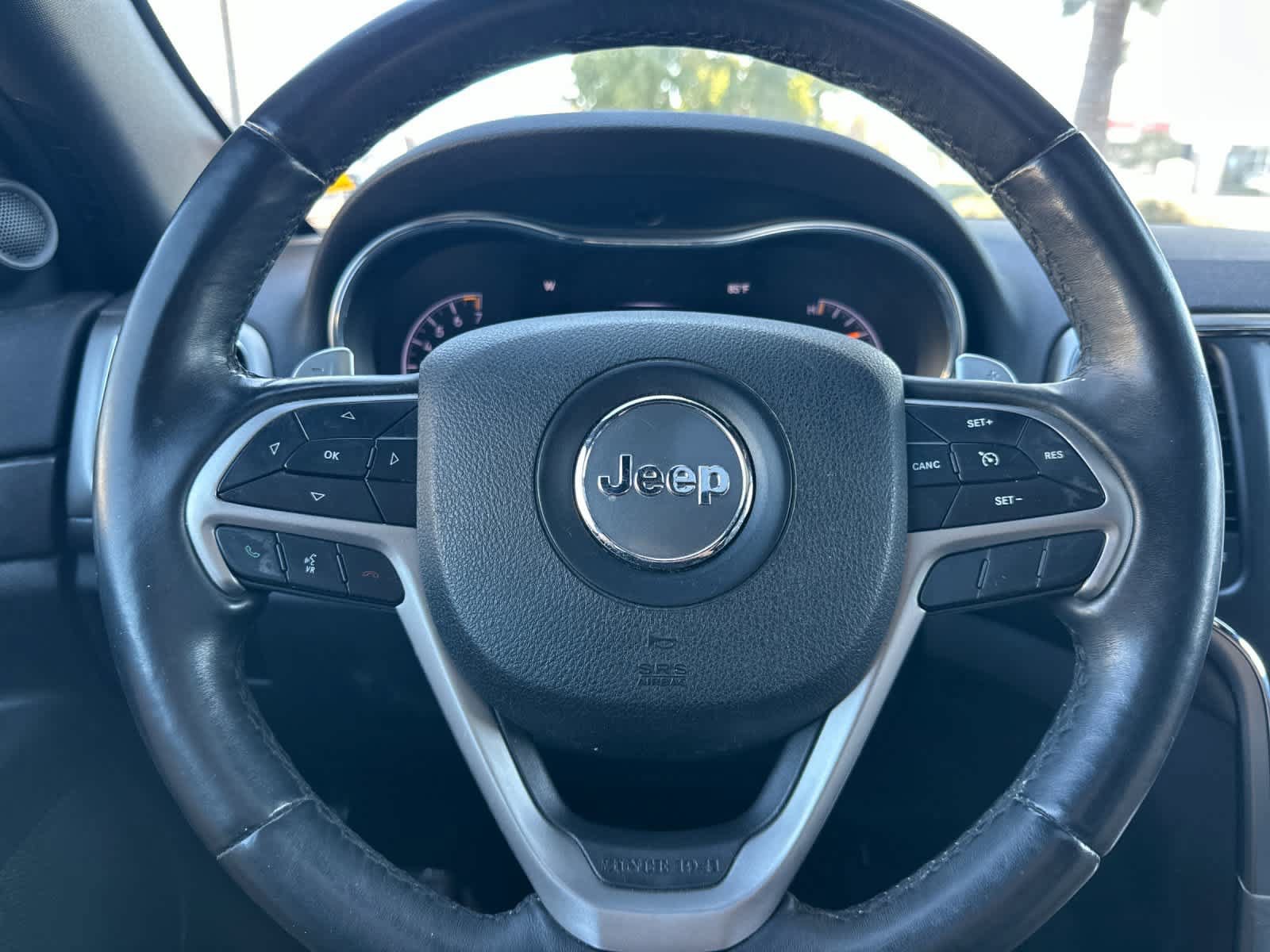 Used 2017 Jeep Grand Cherokee Altitude AWD/4WD image 24