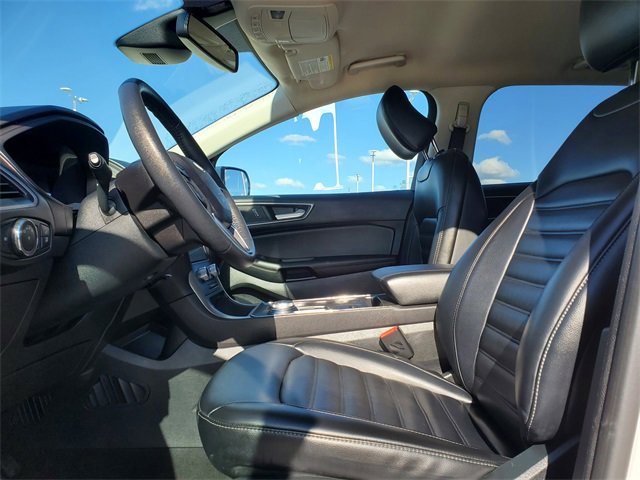Used 2022 Ford Edge SEL w/ Convenience Package image 5