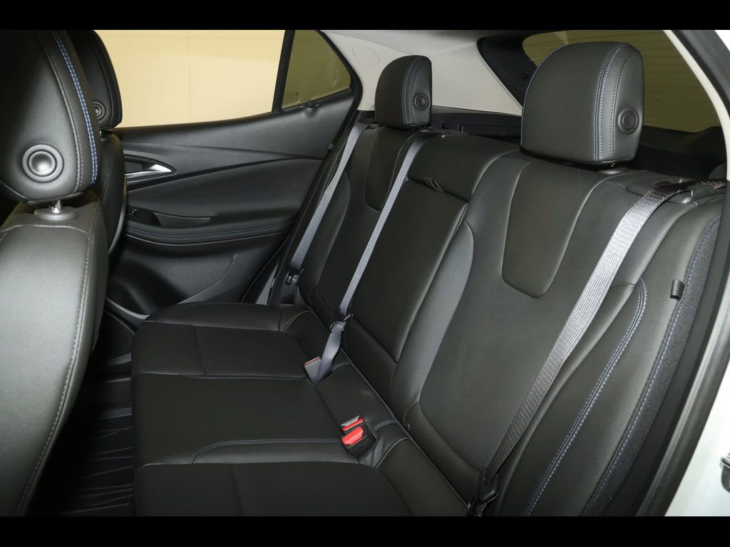 Used 2026 Buick Encore GX Sport Touring w/ Advanced Technology Package AWD/4WD image 28