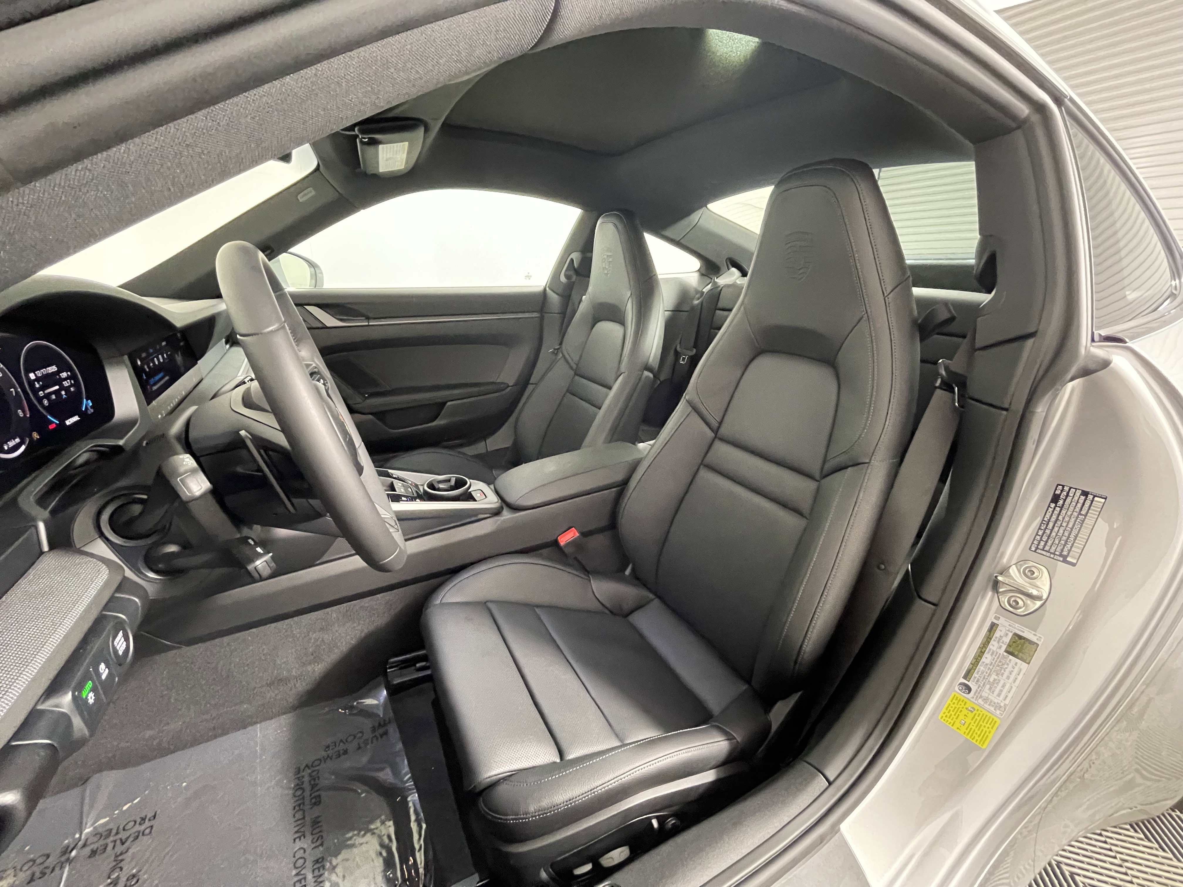 Used 2025 Porsche 911 Carrera image 5