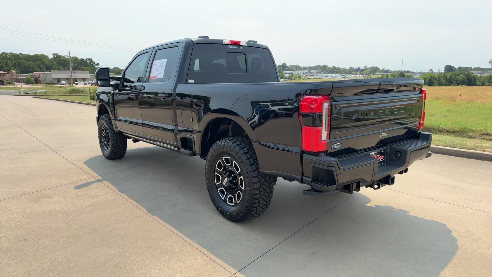 Used 2025 Ford F350 Platinum AWD/4WD image 7