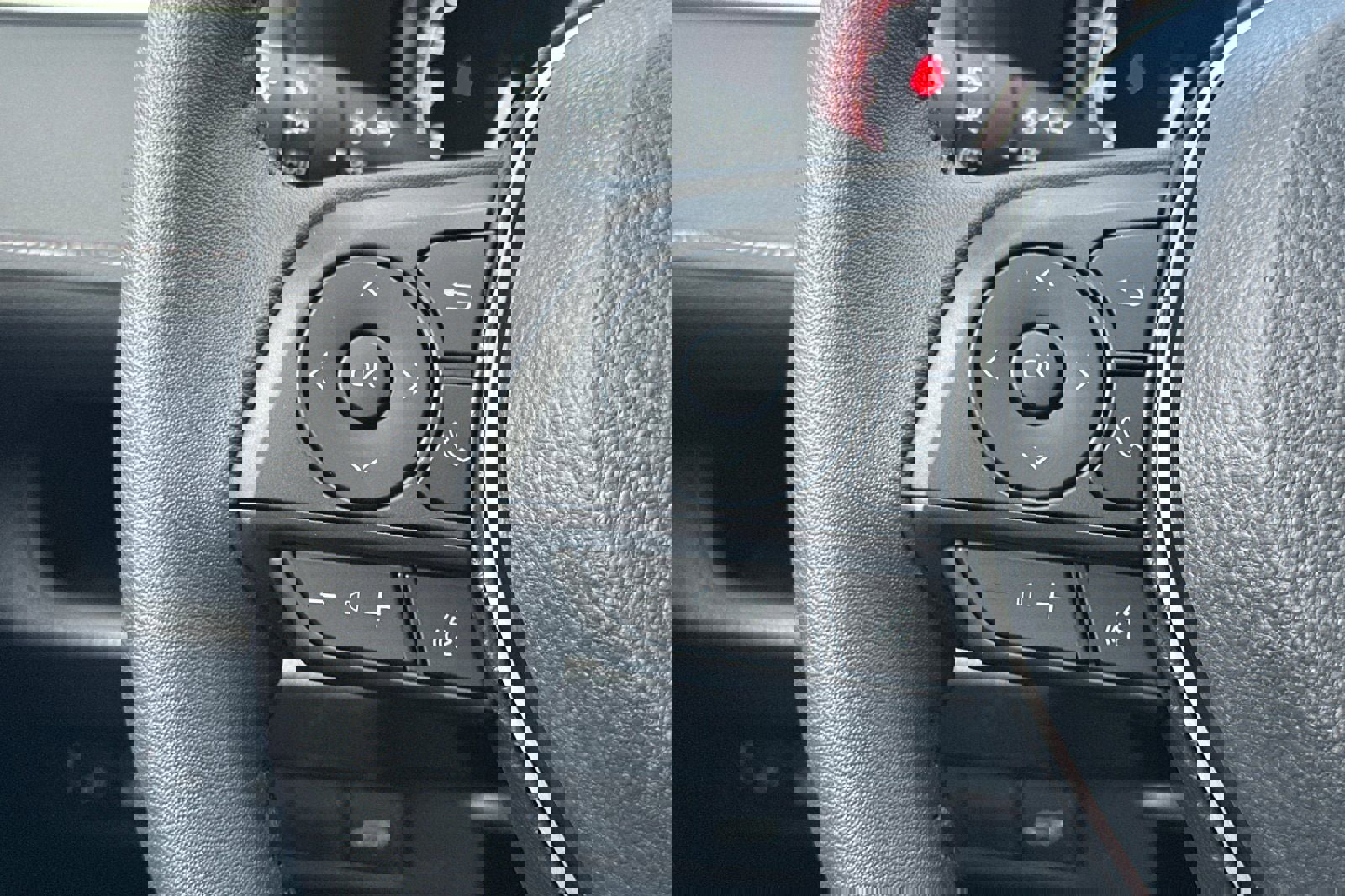 New 2025 Toyota RAV4 XLE Premium image 28