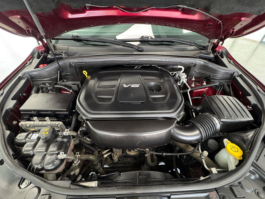 Used 2018 Dodge Durango SXT w/ 3rd Row Seating Group image 35