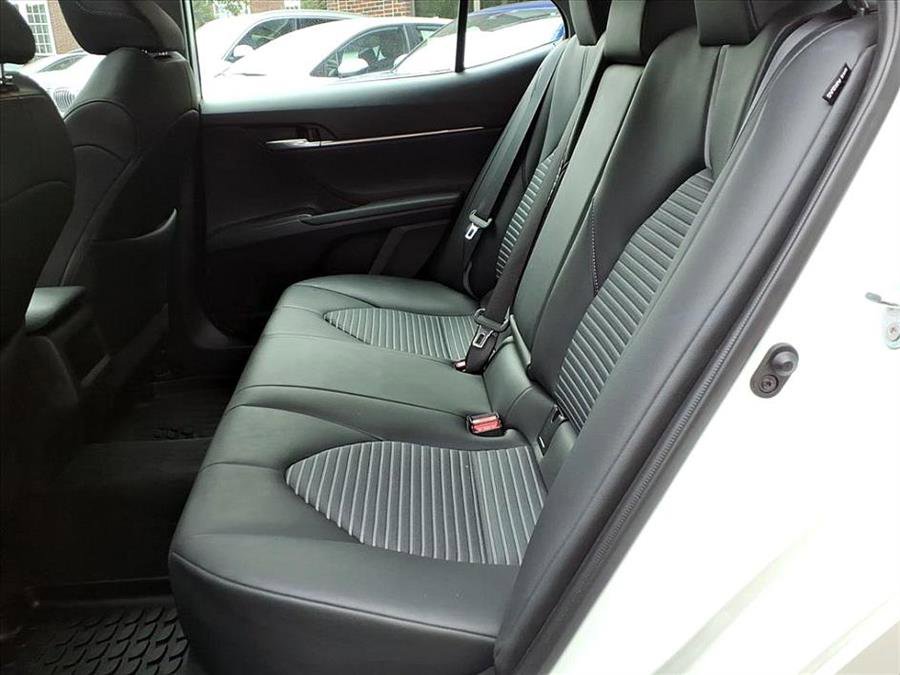 Used 2023 Toyota Camry SE image 30