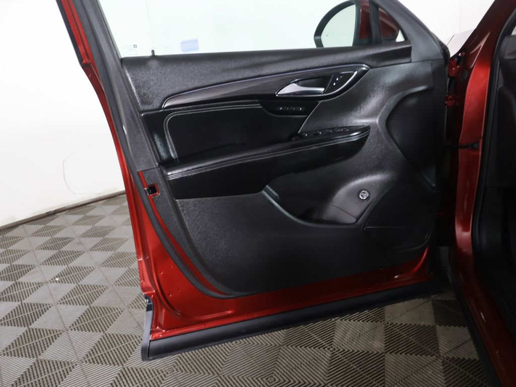 Used 2023 Buick Envision Essence image 21