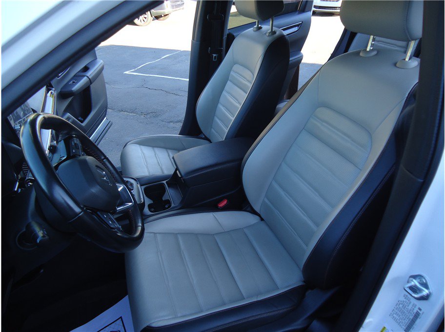 Used 2025 Honda CR-V Sport Touring image 32
