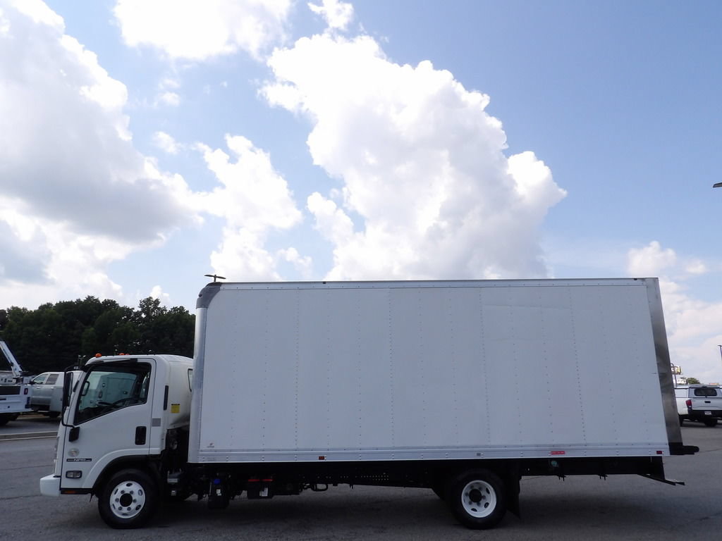 Used 2021 Isuzu NPR RWD image 50