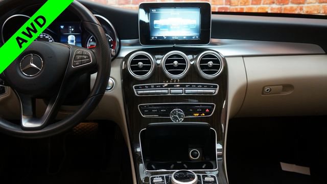 Used 2018 Mercedes-Benz C 300 4MATIC Sedan image 36