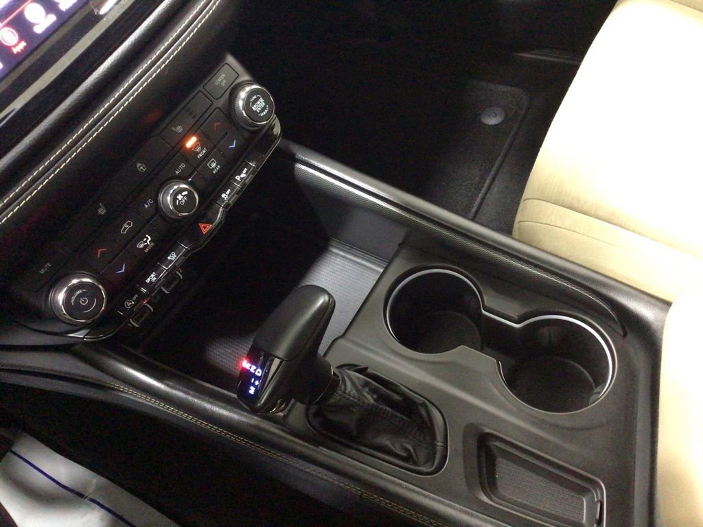 Used 2022 Dodge Durango GT image 13