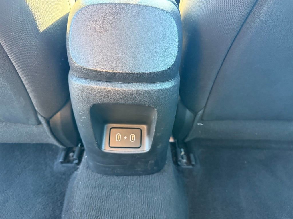 Used 2024 Hyundai Elantra SEL FWD image 29
