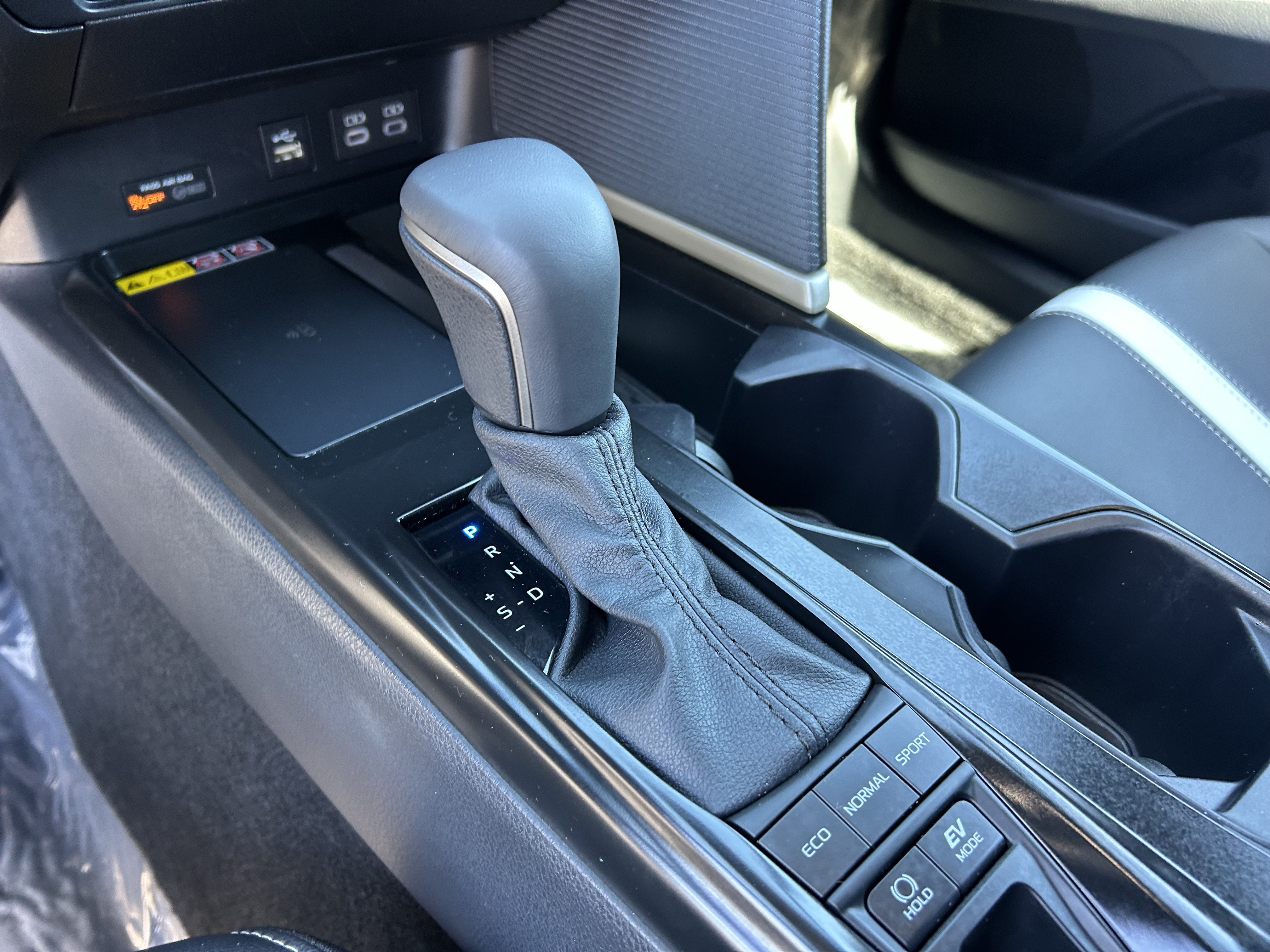 Certified 2026 Toyota Camry SE w/ Convenience Package FWD image 23