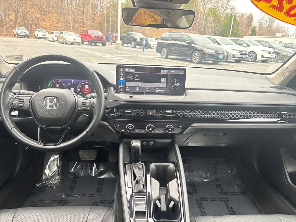 Used 2024 Honda Accord EX-L image 27
