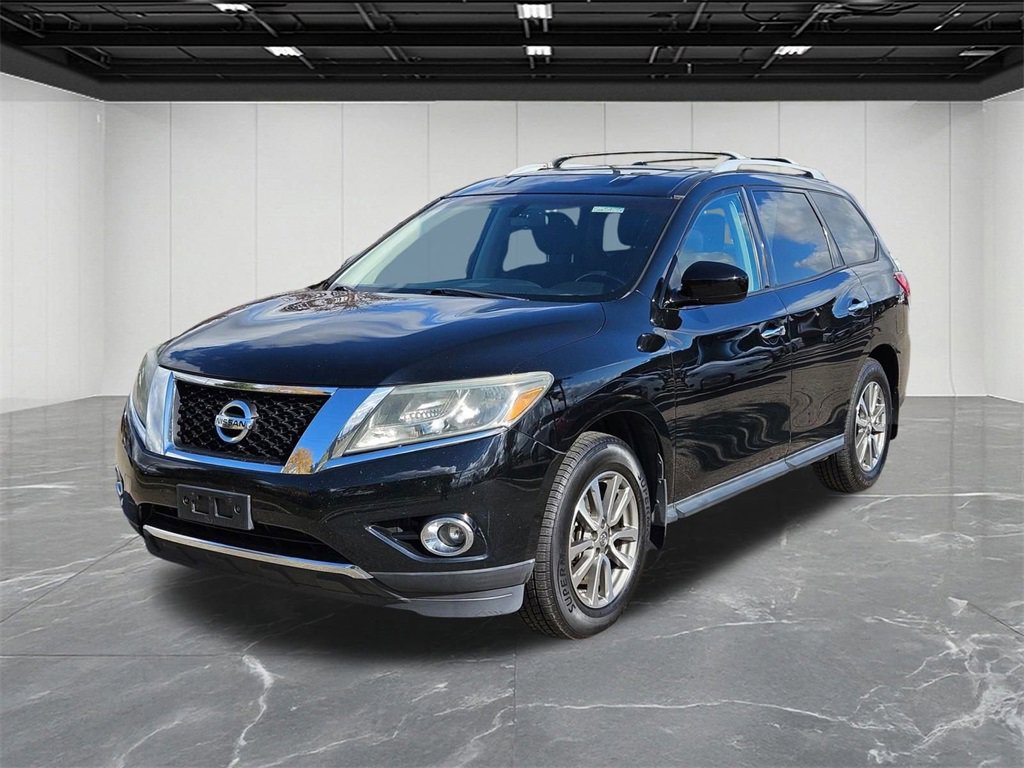Used 2014 Nissan Pathfinder SV w/ Cargo Package
