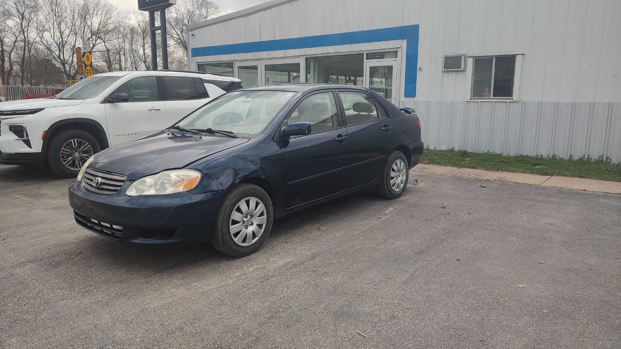 Used 2003 Toyota Corolla LE FWD image 1