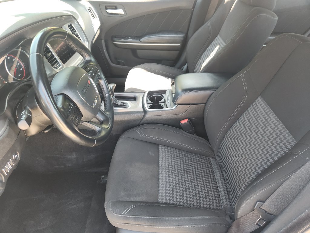 Used 2023 Dodge Charger SXT RWD image 10