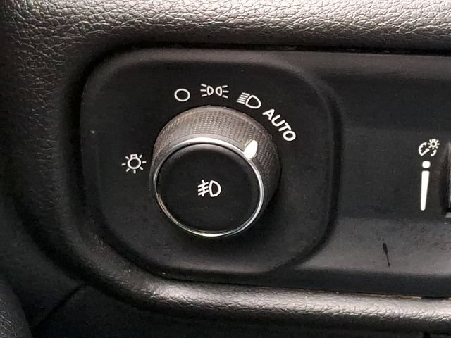 Used 2022 RAM 3500 Tradesman AWD/4WD image 31