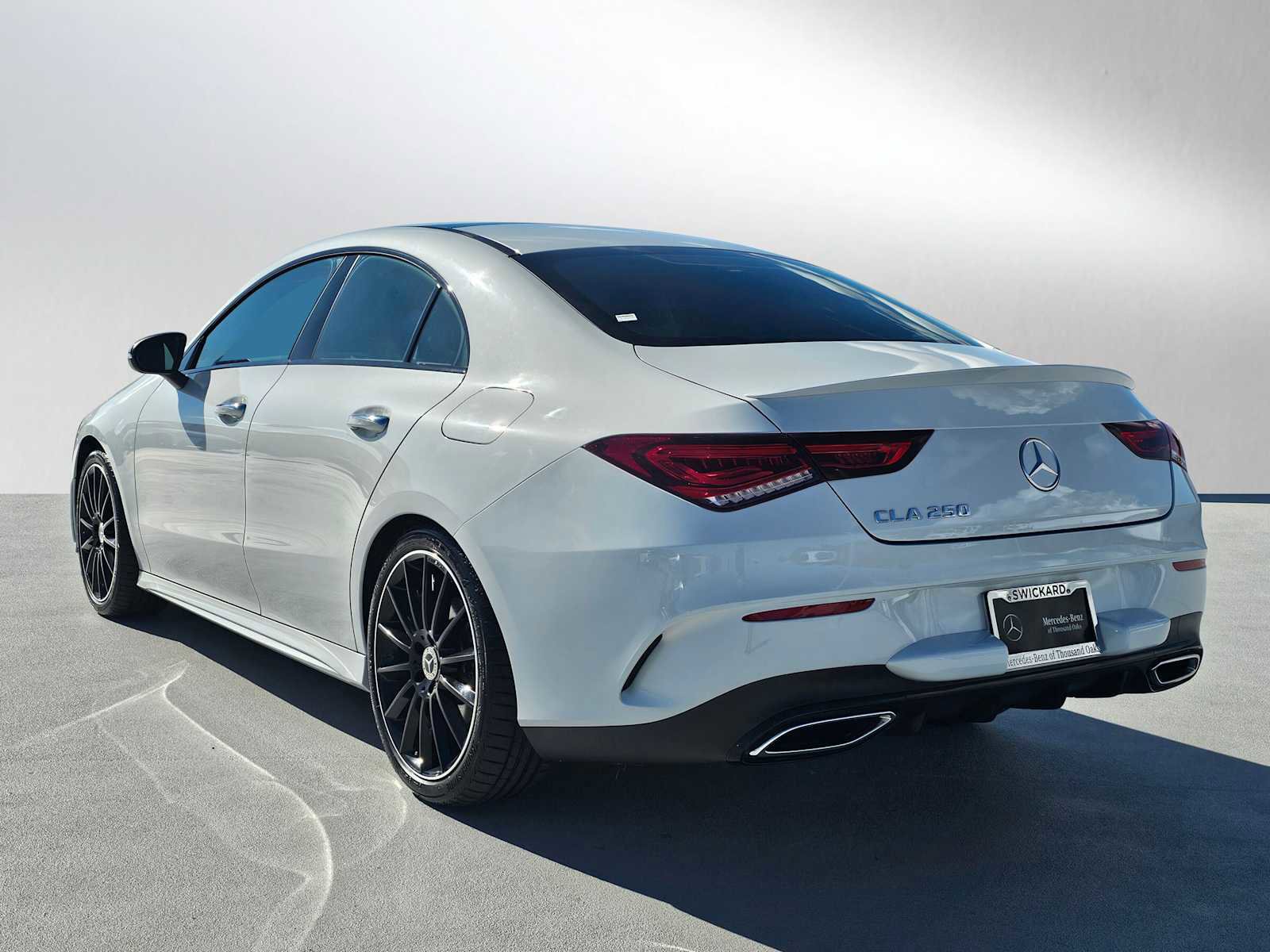 Used 2023 Mercedes-Benz CLA 250 image 5