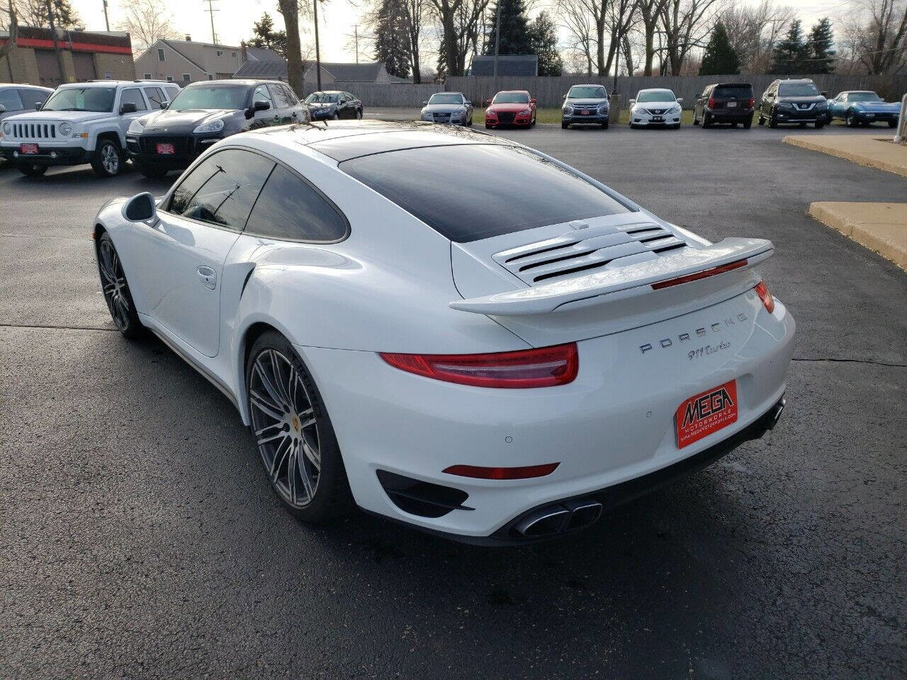 Used 2016 Porsche 911 Turbo image 7