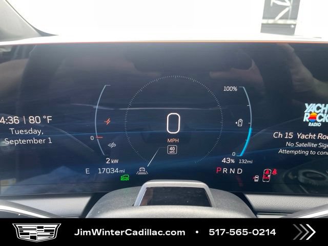 Certified 2025 Cadillac Optiq Luxury 2 w/ LPO, Floor Liner Package AWD/4WD image 31